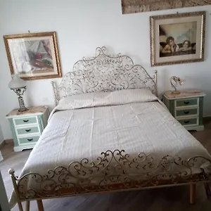 https://asfodelia-corallo.in-sardinia.net